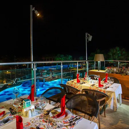 Sherwood Exclusive Lara Station touristique 5*