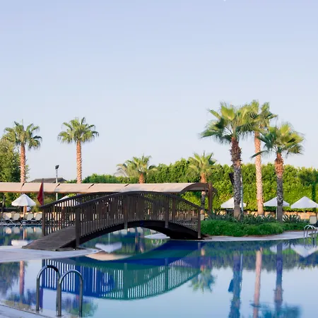 Sherwood Exclusive Lara Station touristique 5*